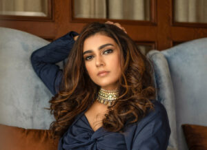 Aakanksha-Singh-joins-team-Mayday-to-play-THIS-role-in-the-Ajay-Devgn-starrer