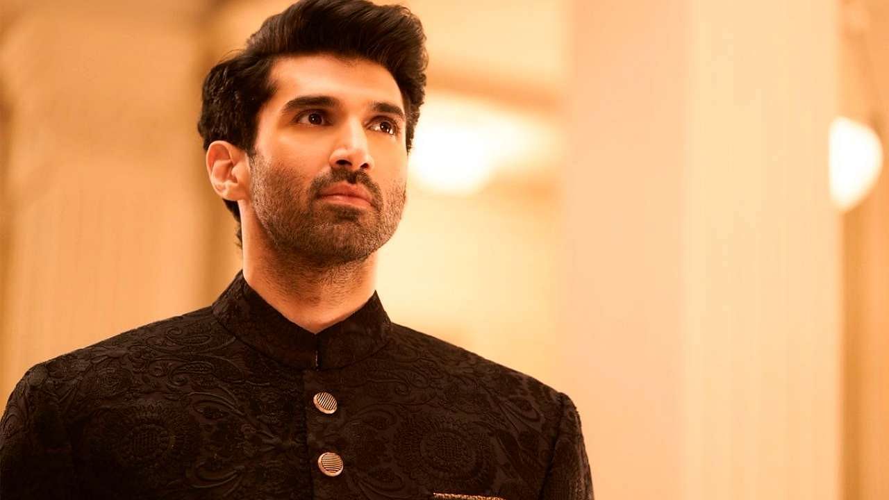 Aditya Roy Kapur Height, Weight, Age, Girlfriends, Affairs, Wiki & Facts Aditya Roy Kapur