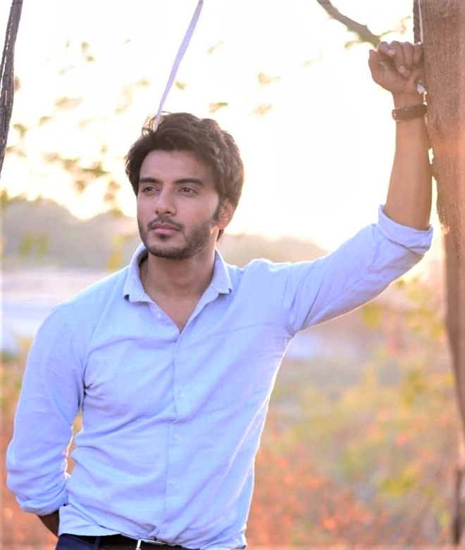 Vikram Singh Height, Weight, Age, Biceps, Girlfriends, Wife & Facts