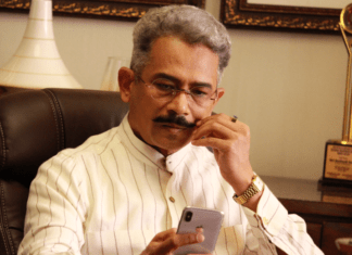 Atul Kulkarni Height, Weight, Biceps Size, Body Measurements Wiki Atul Kulkarni